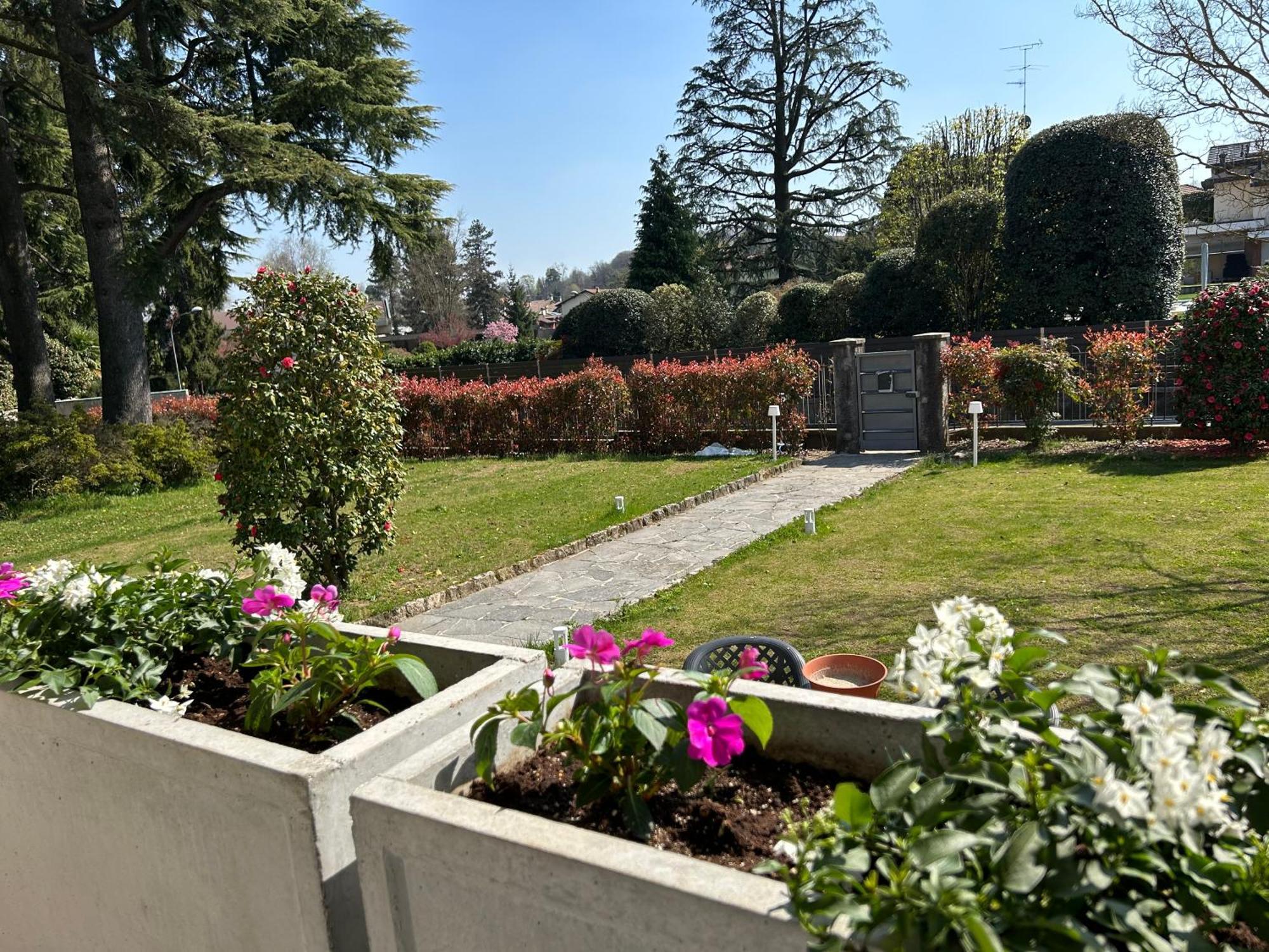 Villa Marchese Lake Maggiore Somma Lombardo Buitenkant foto